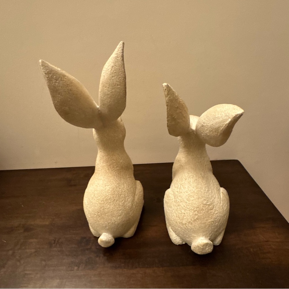 Hobby Lobby Cream Rabbit set - Picture 4 of 12